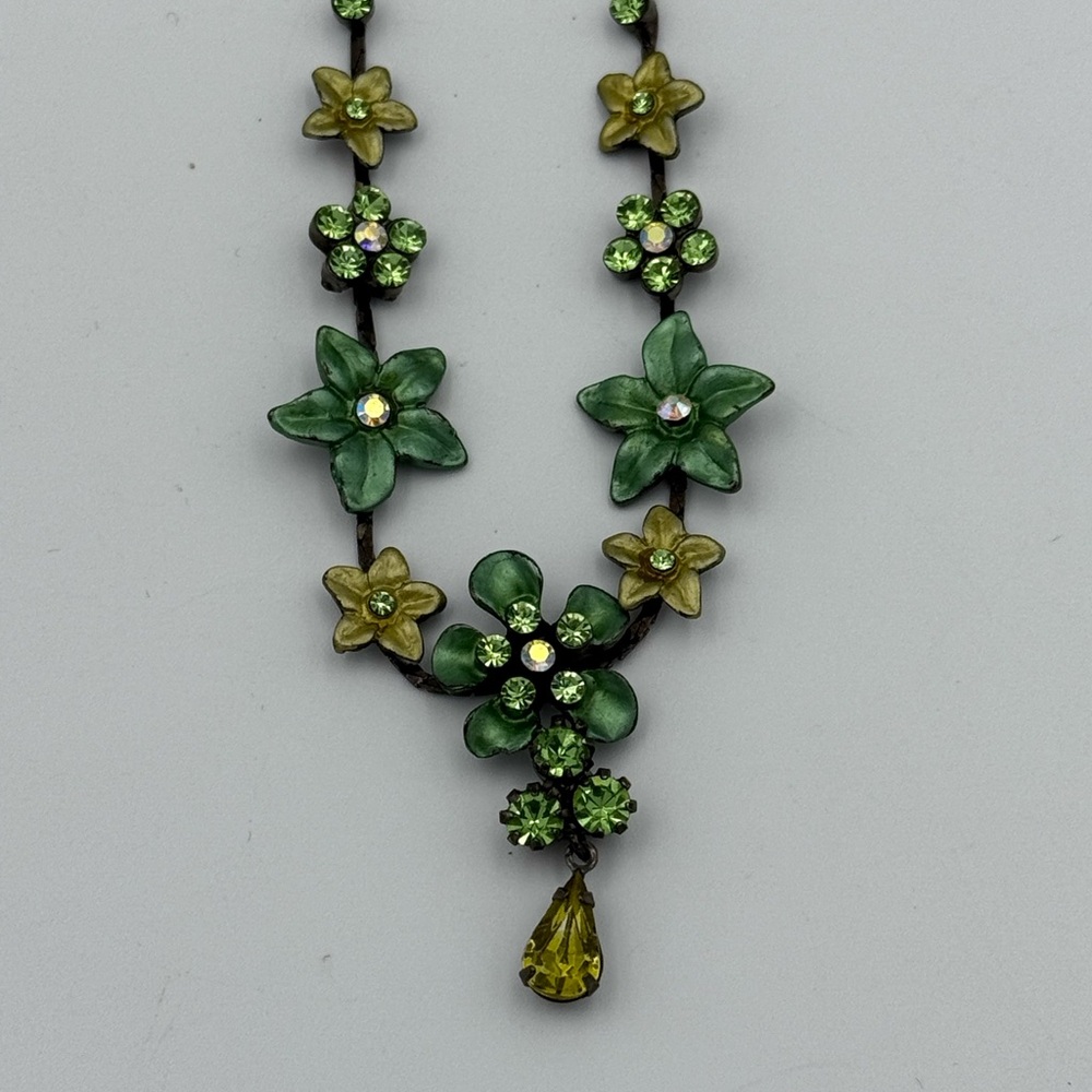 Green Flower Necklace